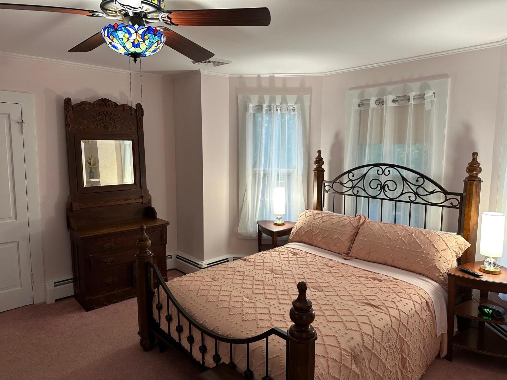 Inn On Fox Meadow - Spacious Victorian Inn Gaithersburg Dış mekan fotoğraf
